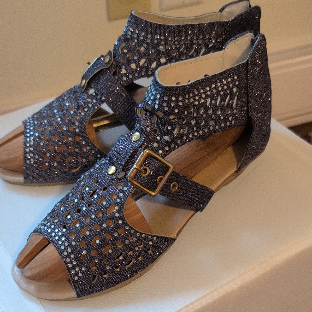 Elegant Glitter Sandals